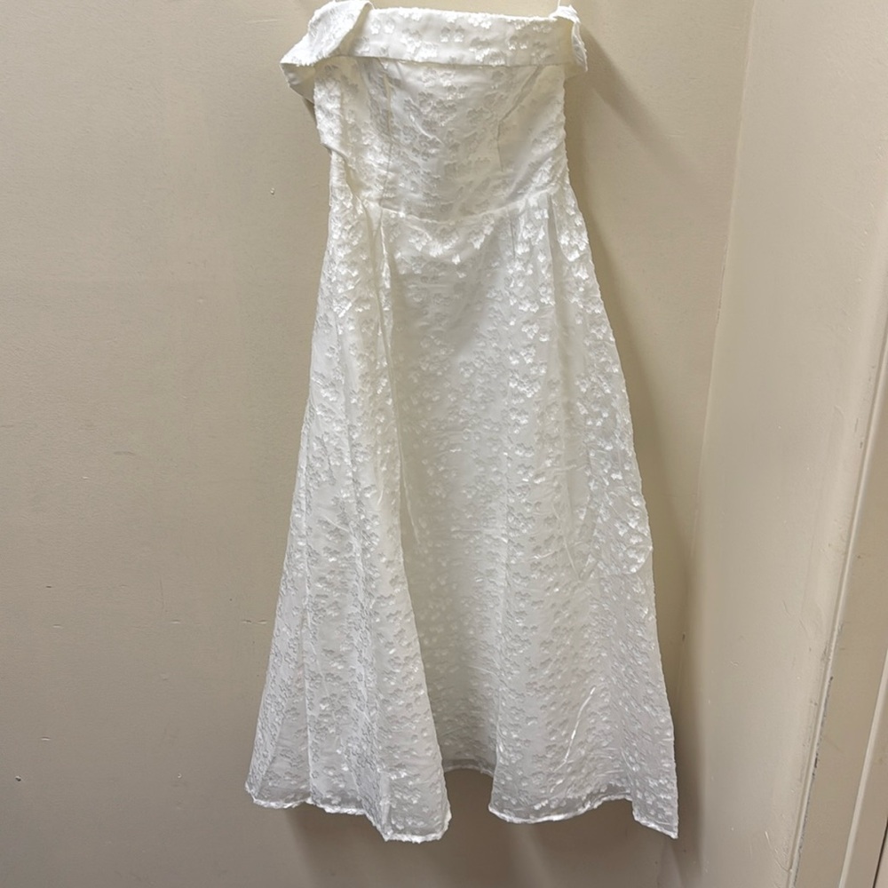 NWT Lulu’s Wedding Dress